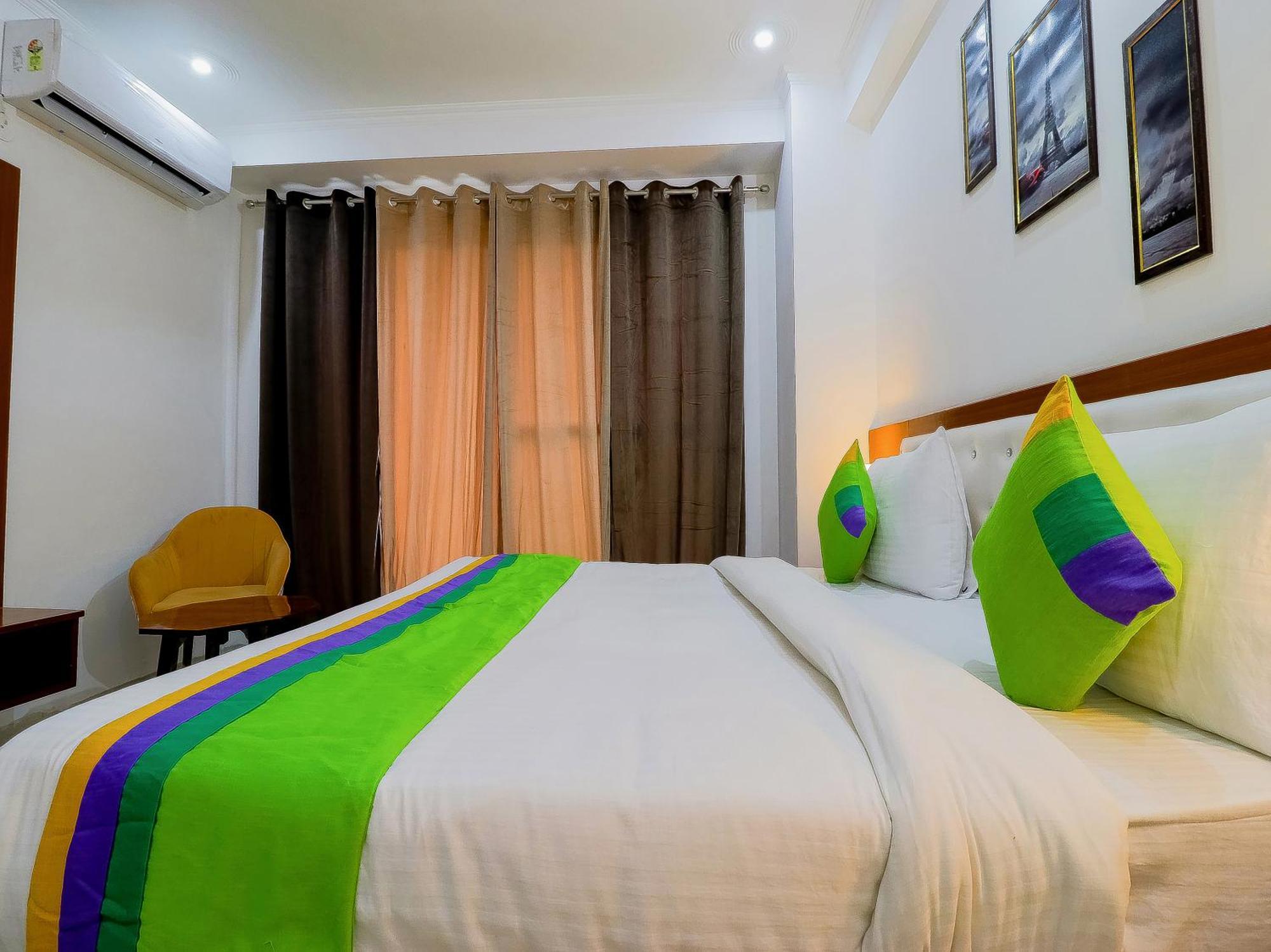 Treebo Rejoice 52 - 3Km From Huda City Metro Station Badshahpur Buitenkant foto